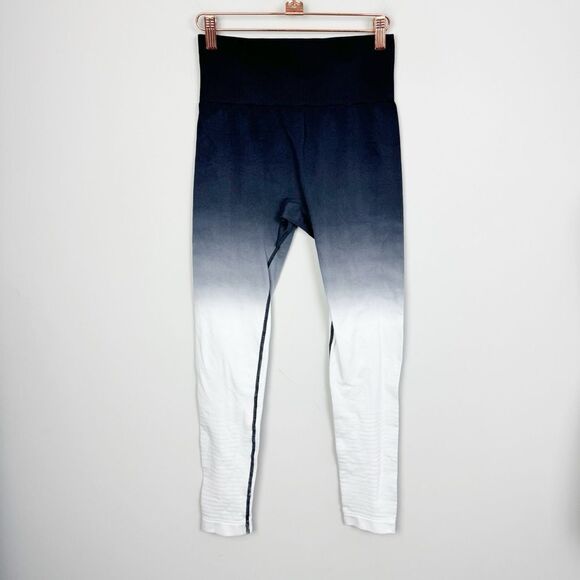 ZYIA ACTIVE | Black to White Ombré High Waist 7/8 Length Leggings Women’s Size S - Picture 4 of 10